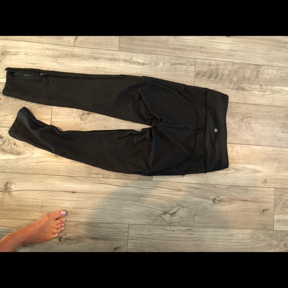 Lulu’s size 4 Blk - Picture 2 of 2